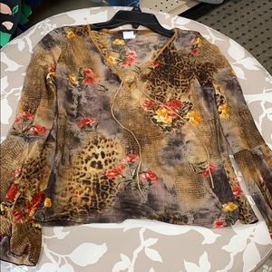 Long sleeve floral and cheetah print top